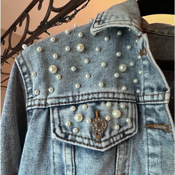Etsy Embroidered Jean Jacket, Pearl Denim size medium - Picture 3 of 7